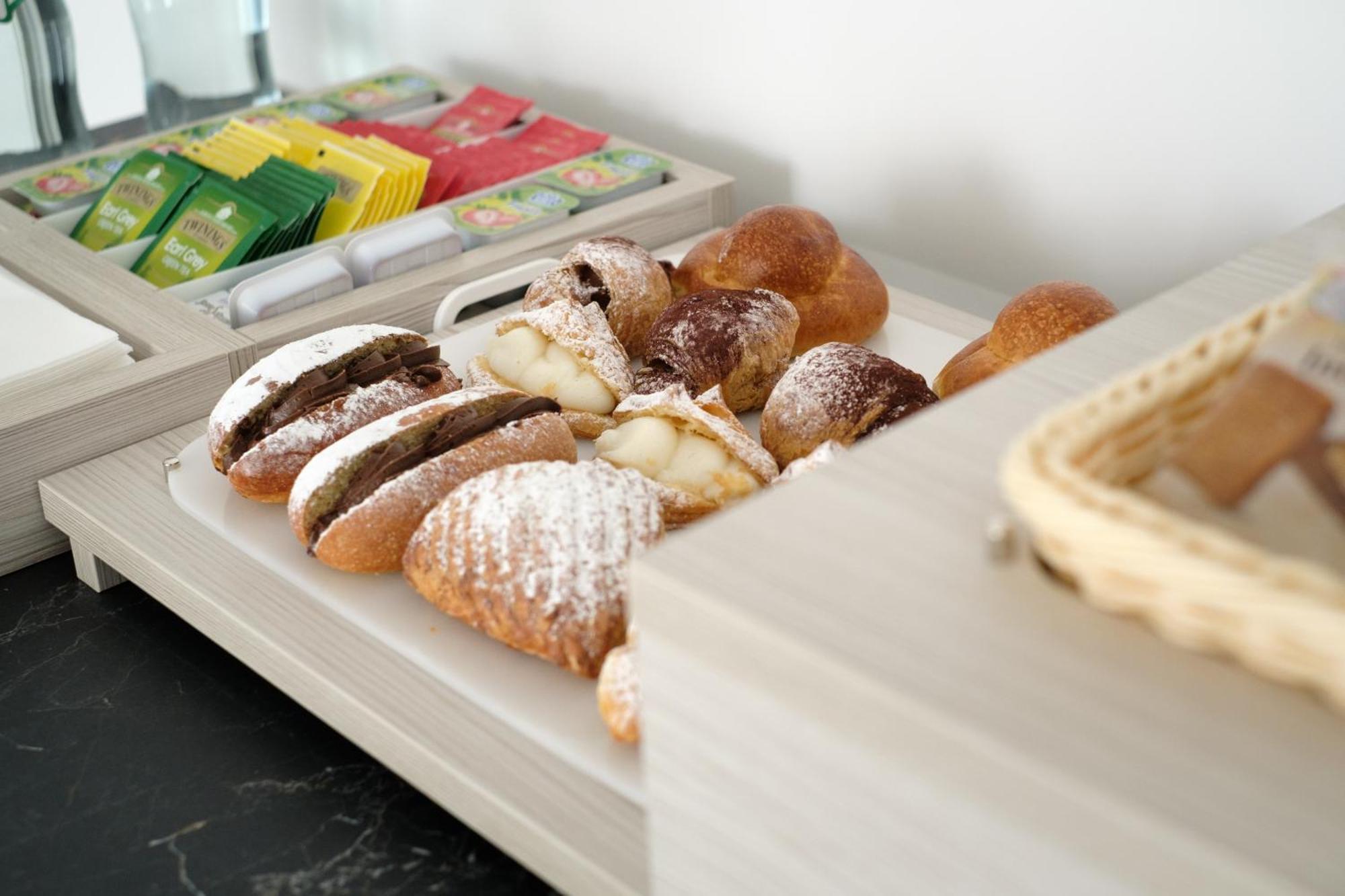 Domea Superior Rooms Bed And Breakfast Reggio di Calabria Dış mekan fotoğraf